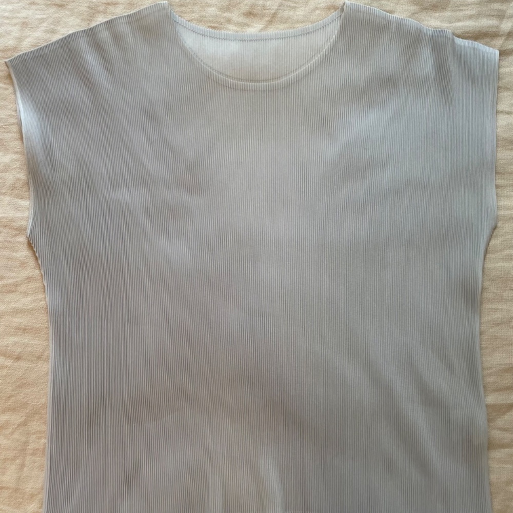 Issey Miyaki Pleats Please Short Sleeve Top - Picture 3 of 6